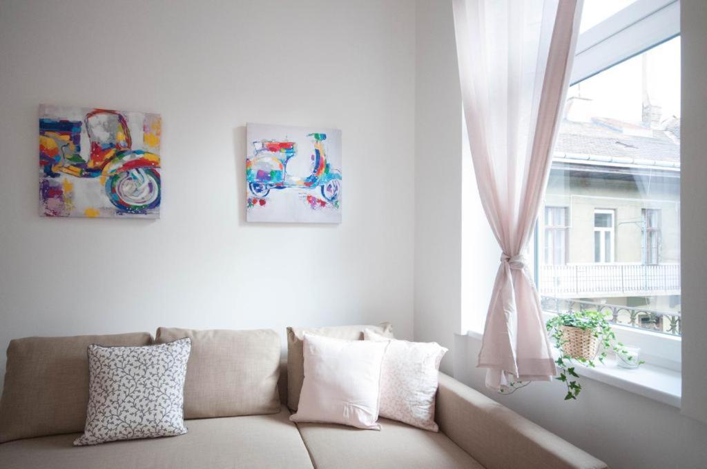 Cs3 Csanyi Apartment Будапеща Екстериор снимка